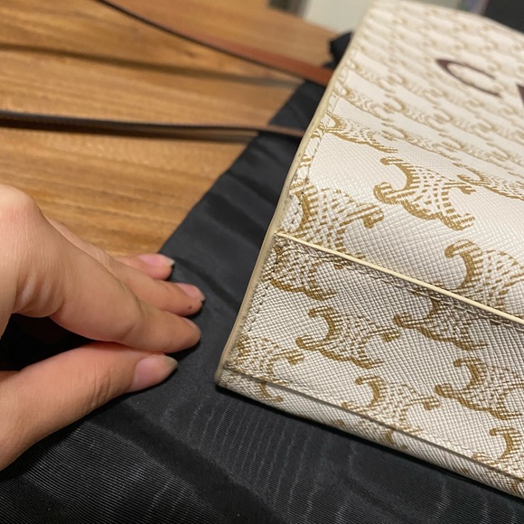 Celine Triomphe Small Vertical Cabas Bag - Picture 4 of 10